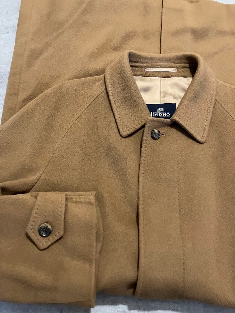 Herno ヘルノ　カシミヤコート　大きめのサイズ