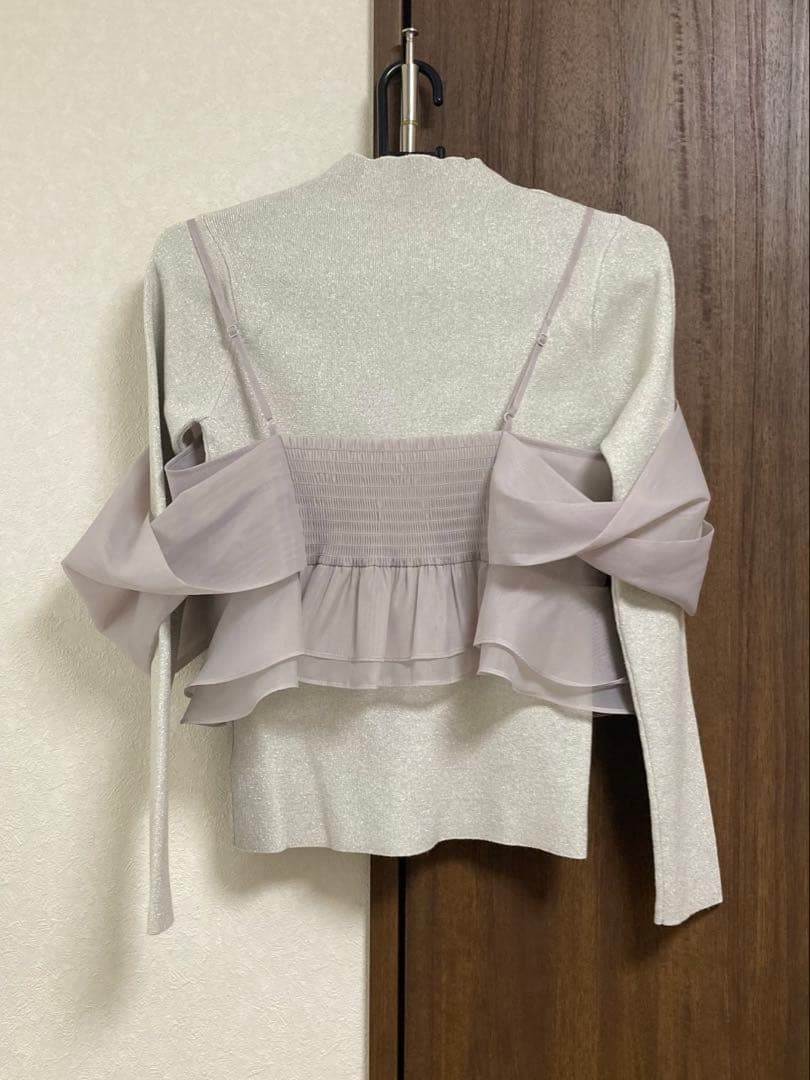 【美品】リボンモチーフセットプルオーバー シルバー セルフォード