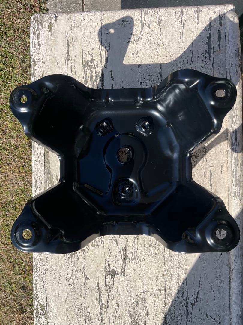 背面タイヤブラケット スズキ ジムニー シエラ JB74 JB64 純正部品