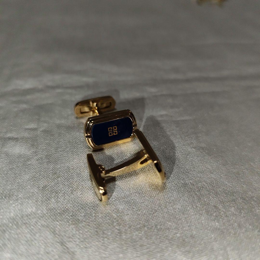 【未使用】GIVENCHY カフス(4セット) & ネクタイピン(1本) セット