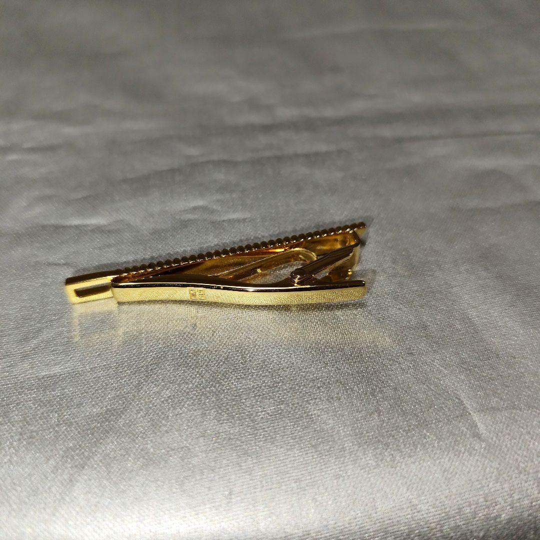 【未使用】GIVENCHY カフス(4セット) & ネクタイピン(1本) セット