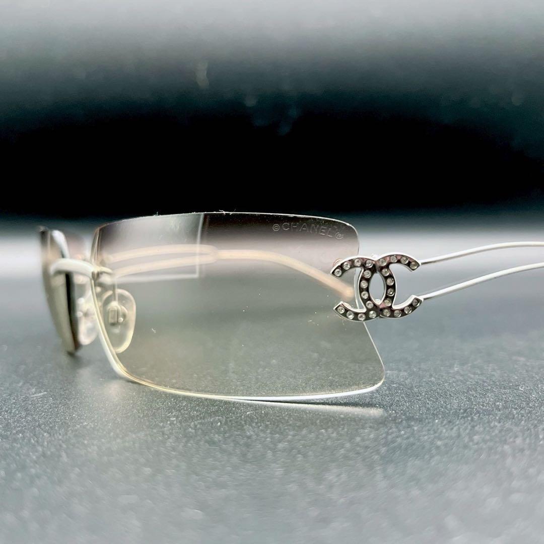 小物 CHANEL vintage sunglasses y2k rim less