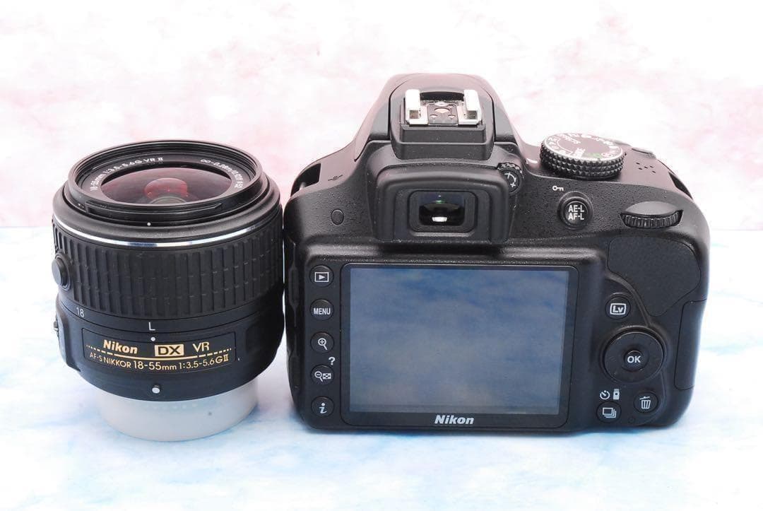 ニコン D3300★一眼レフカメラ★美品＆ショット数少★ケース付★