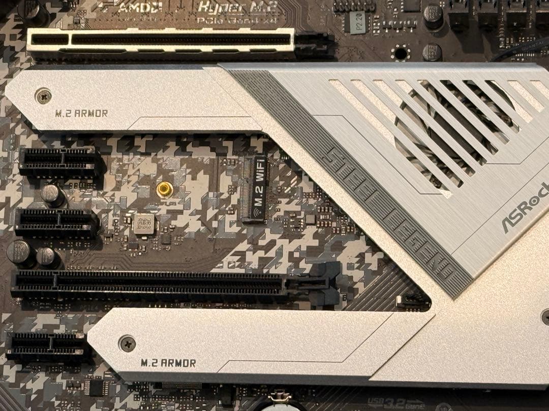 ASRock X570 Steel Legend マザーボード(おまけ付き)