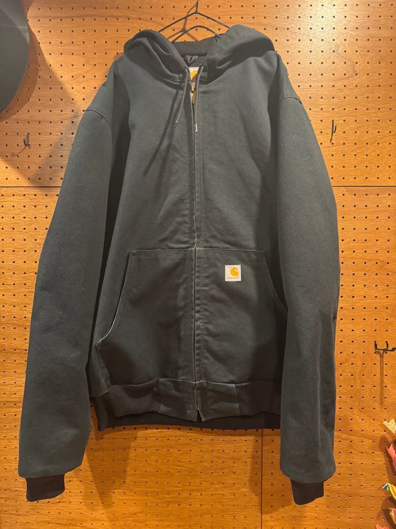 ふるりん　Carhartt（カーハート）　USA製 アクティブジャケット