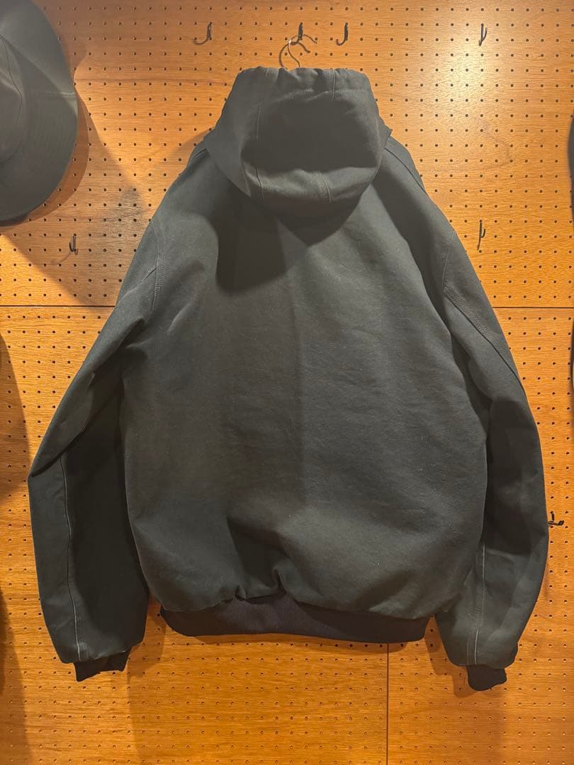 ふるりん　Carhartt（カーハート）　USA製 アクティブジャケット