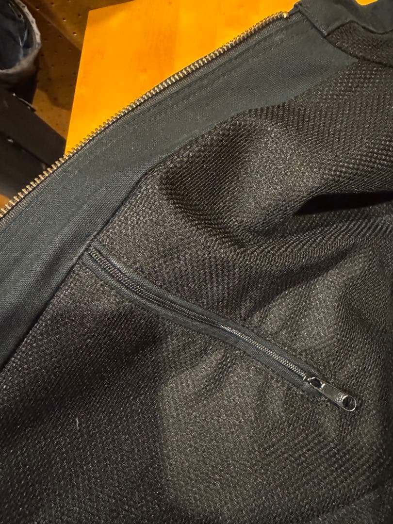 ふるりん　Carhartt（カーハート）　USA製 アクティブジャケット