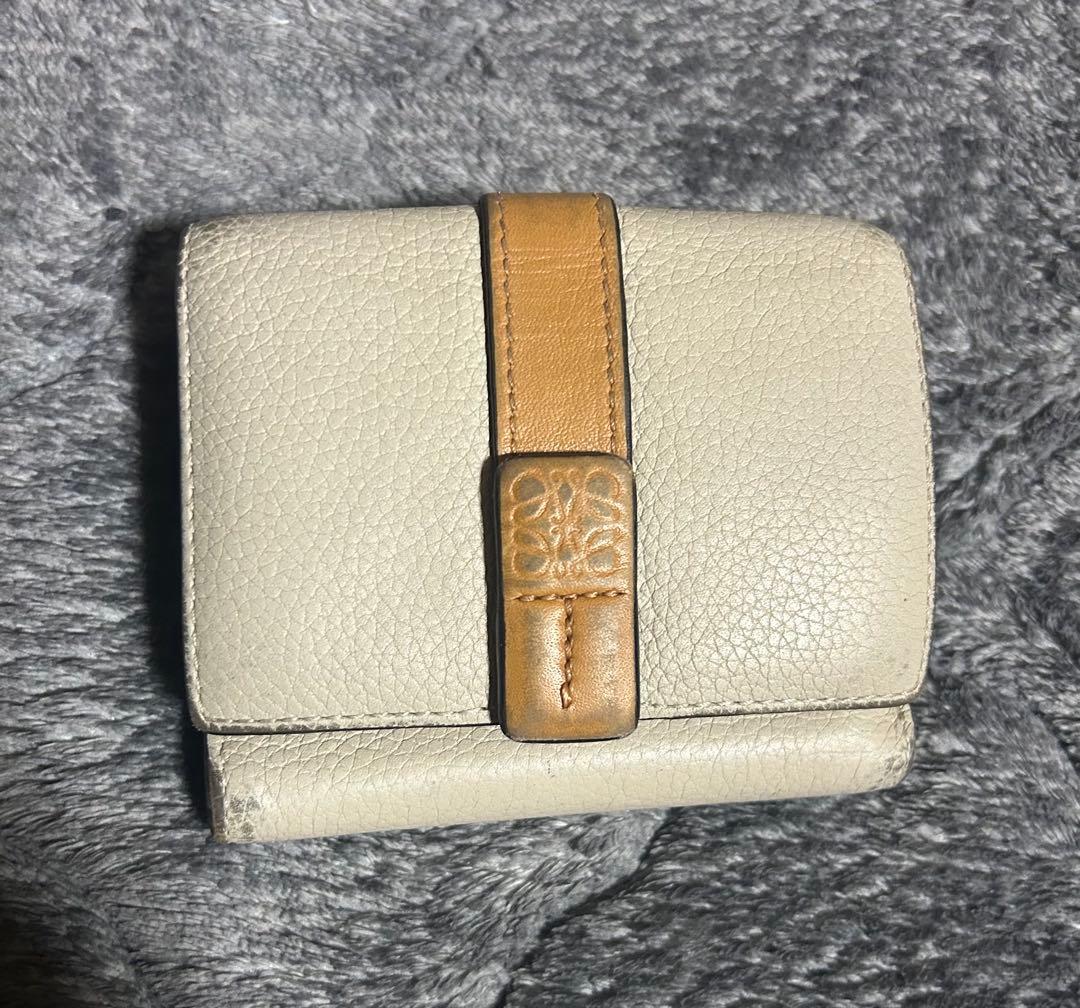 LOEWE 三つ折り財布 ベージュ レザー トライフォールド ミニ財布