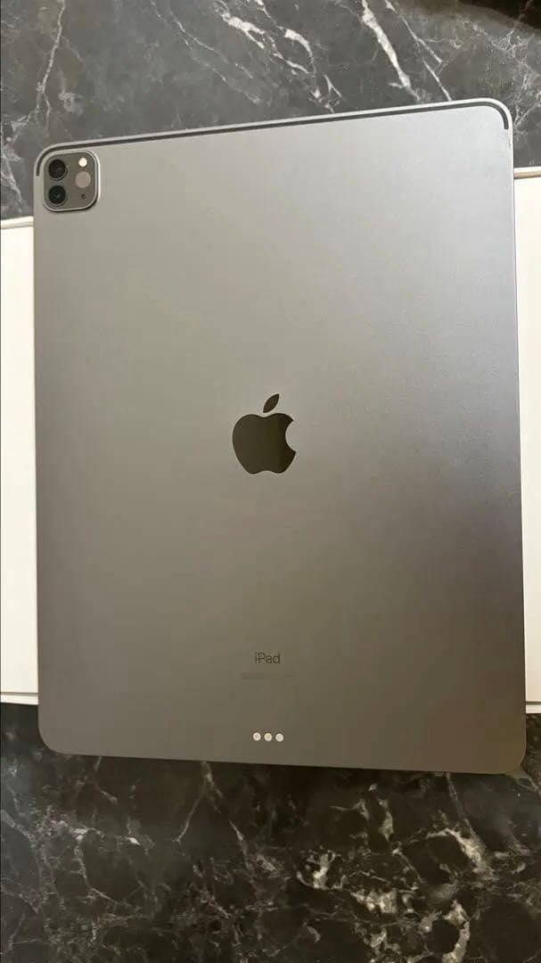Apple iPad Pro 12.9スペースグレー　第5世代　256GB