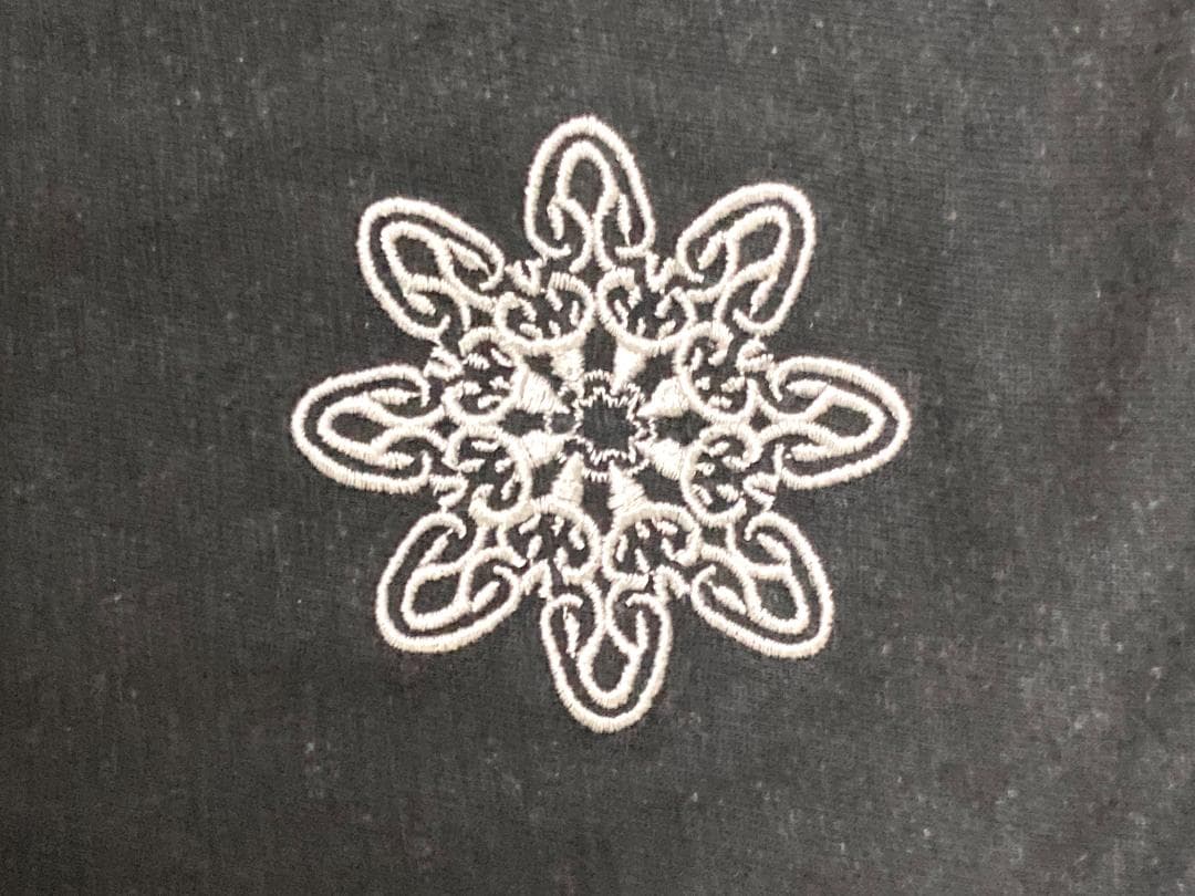 【クレ】THC 刺繍入りTシャツ SかM
