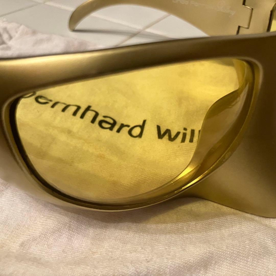 bernhardwillhelm x lindafarrow ゴールド