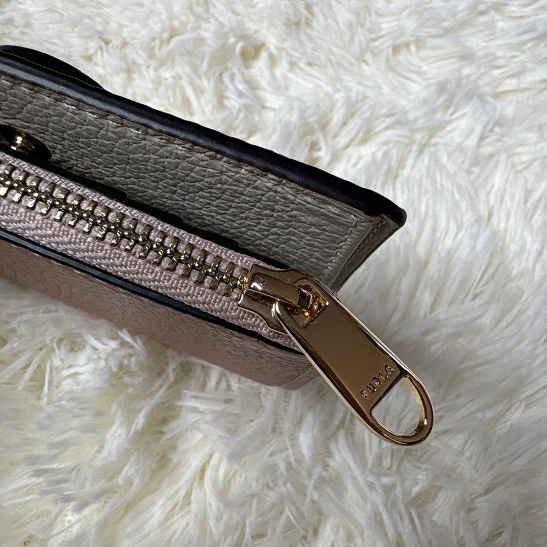 【極美品】フルラ 二つ折り財布 ベージュ ピンクベージュ　FURLA