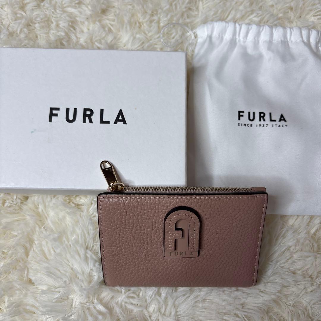 【極美品】フルラ 二つ折り財布 ベージュ ピンクベージュ　FURLA