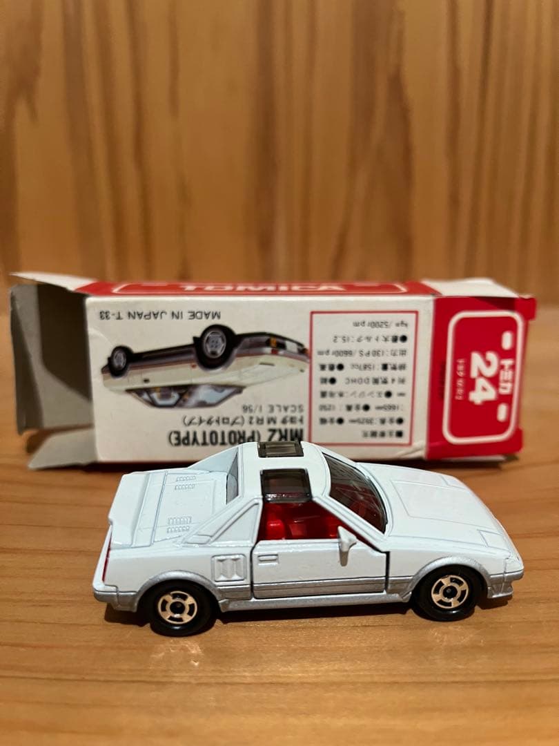 赤箱トミカ24 MR2