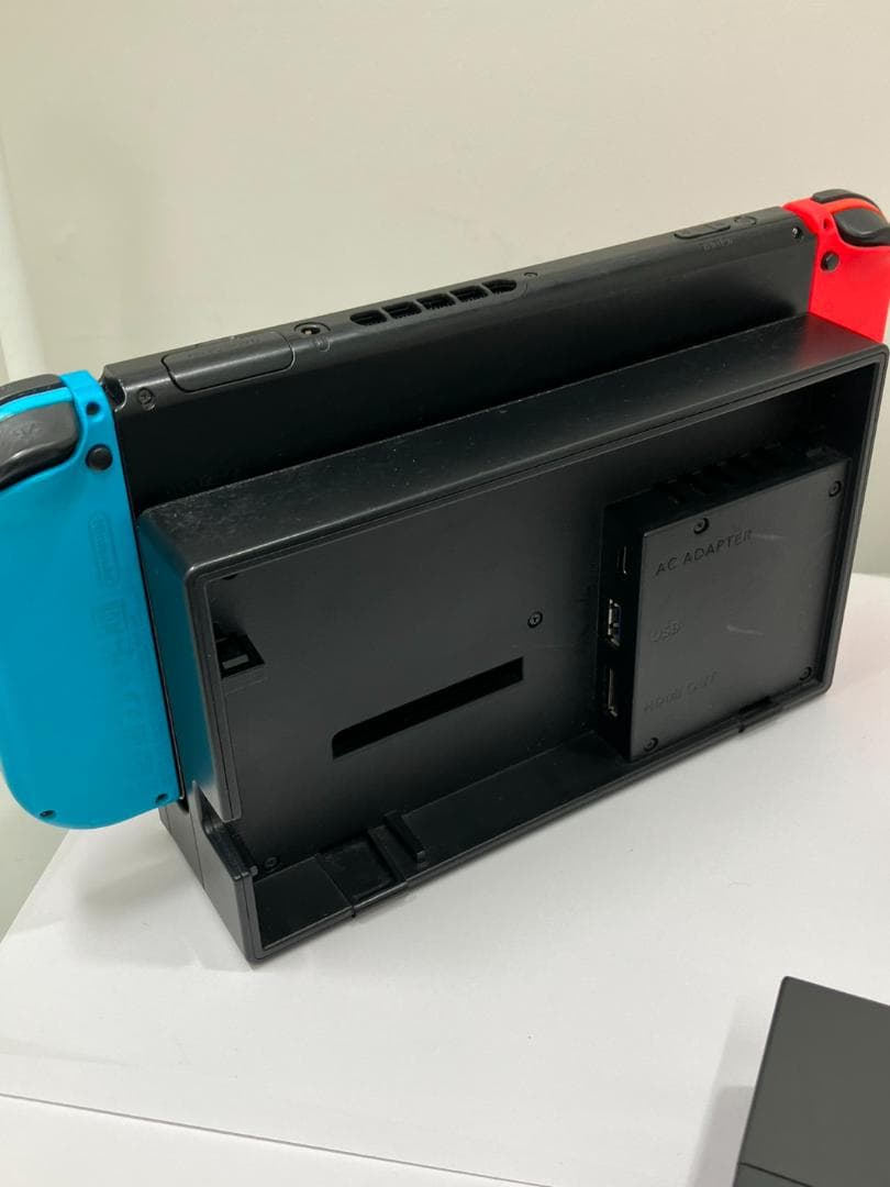 Nintendo　スイッチ　動作確認済み　コントローラー付き　プロコン