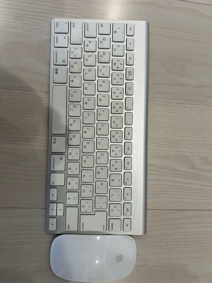 Apple iMac 21.5インチ Mid2010