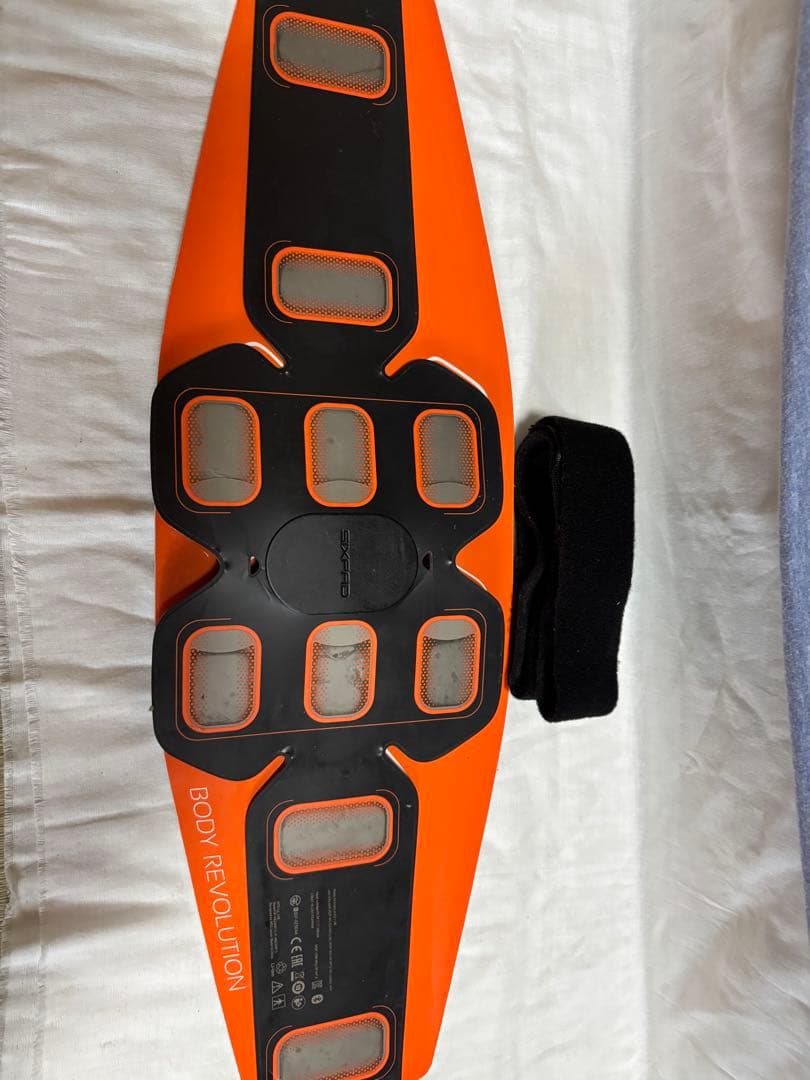 【美品】新品替パッド付　SIXPADシックスパッド　アブズベルト　AbsBelt