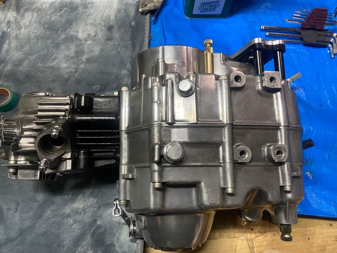 ホンダモンキーz50j 純正12Vエンジン