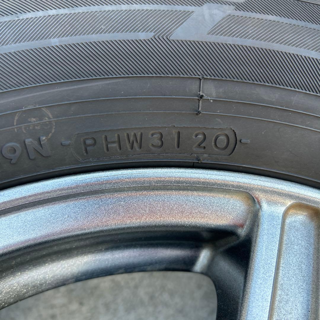 ice GUARD iG52C 195/65R15 スタッドレスタイヤ C27