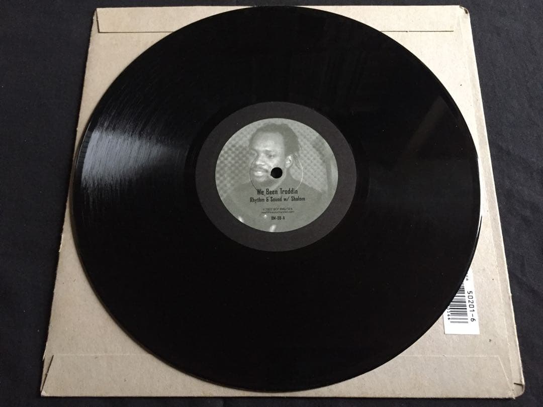 ★Rhythm & Sound Shalom / We Been Troddin