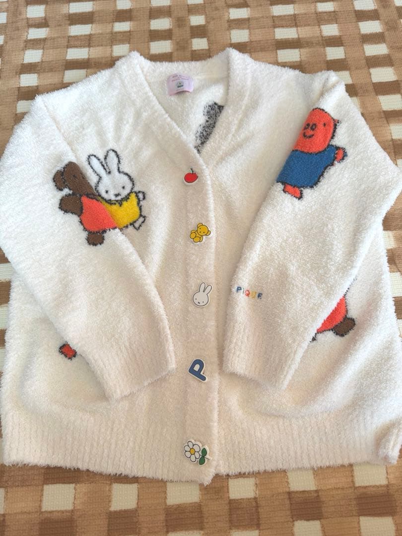 【4/6までの出品】希少 即完売品 Dick Bruna ベビモコカーディガン