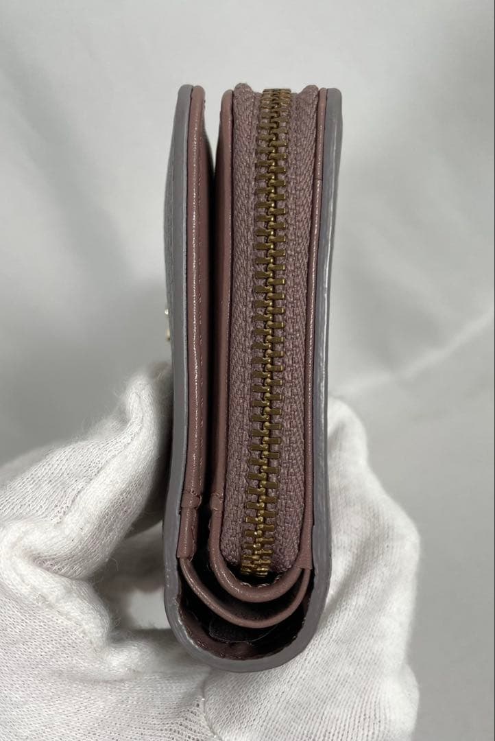美品 russet ラシット 二つ折り財布 モノグラムプレート レザー