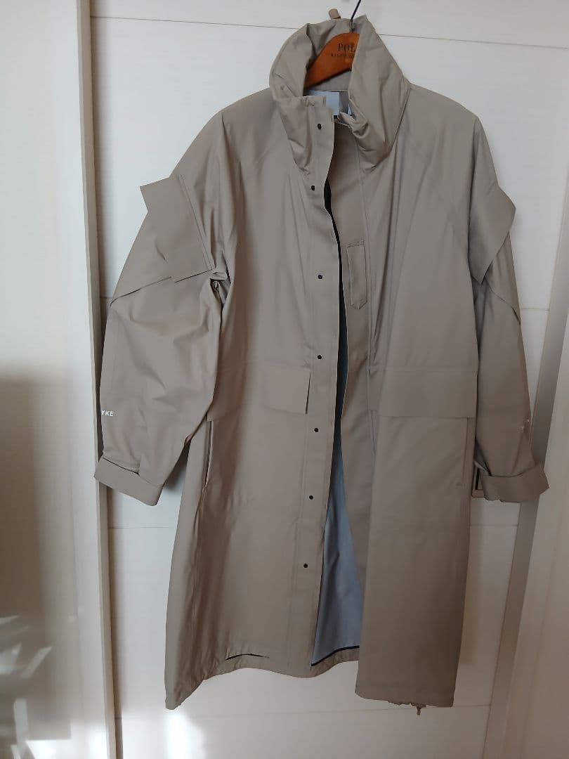 新品未使用　タグ付き　ベージュHYKE　PERTEX SHELL COAT