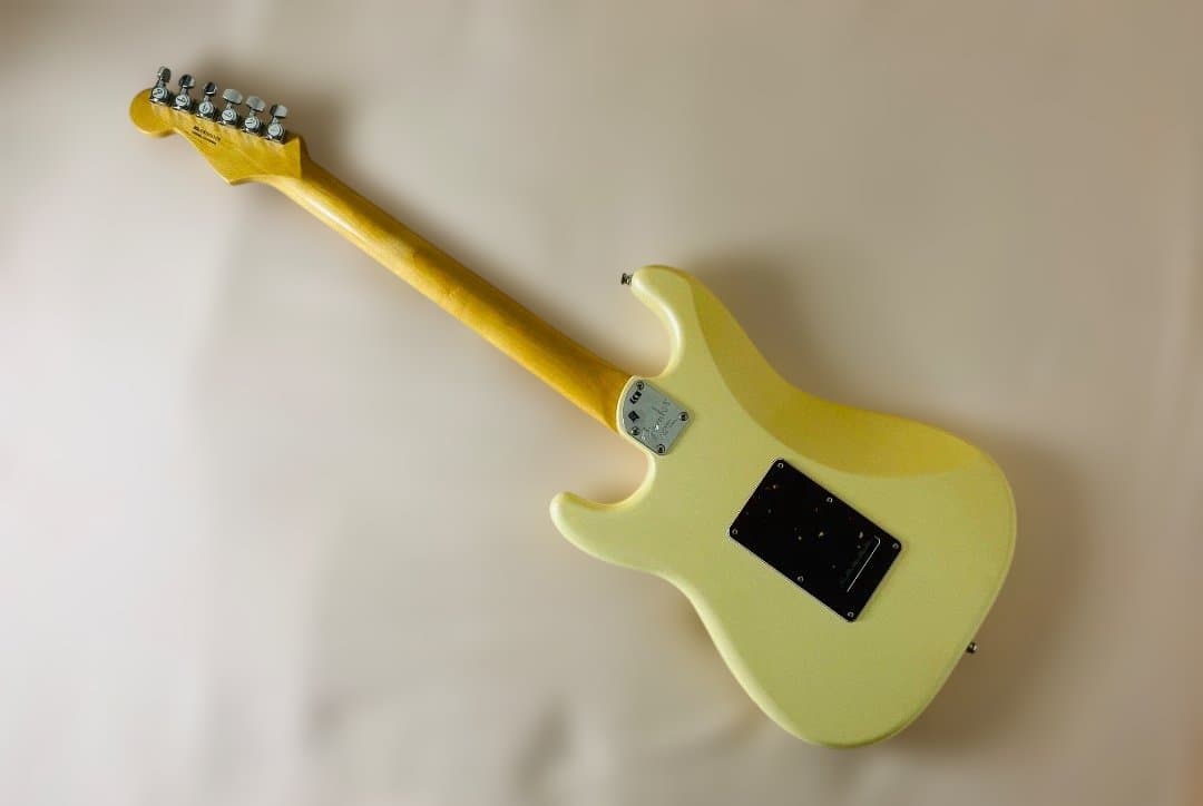 ギター FENDER ELITE STRATOCASTER