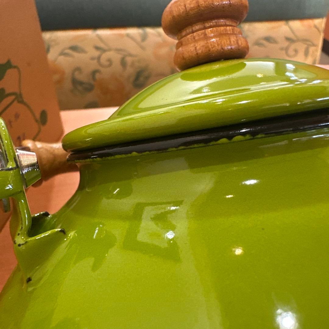 昭和レトロ 月兎印 ホーローケトル やかん オリーブグリーン 未使用 2.2L