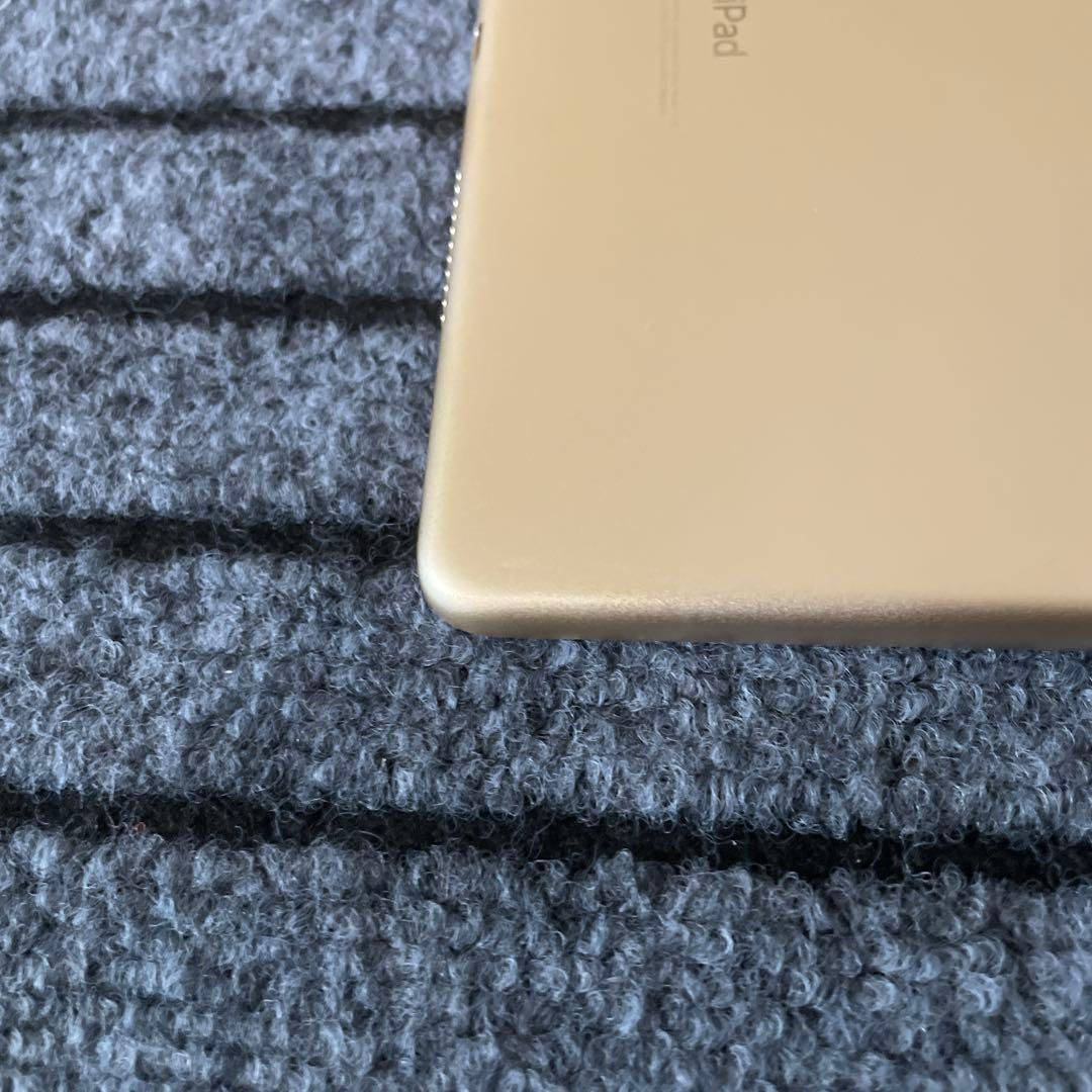 36 iPad Pro 10.5 64GB Wi-Fi ゴールド
