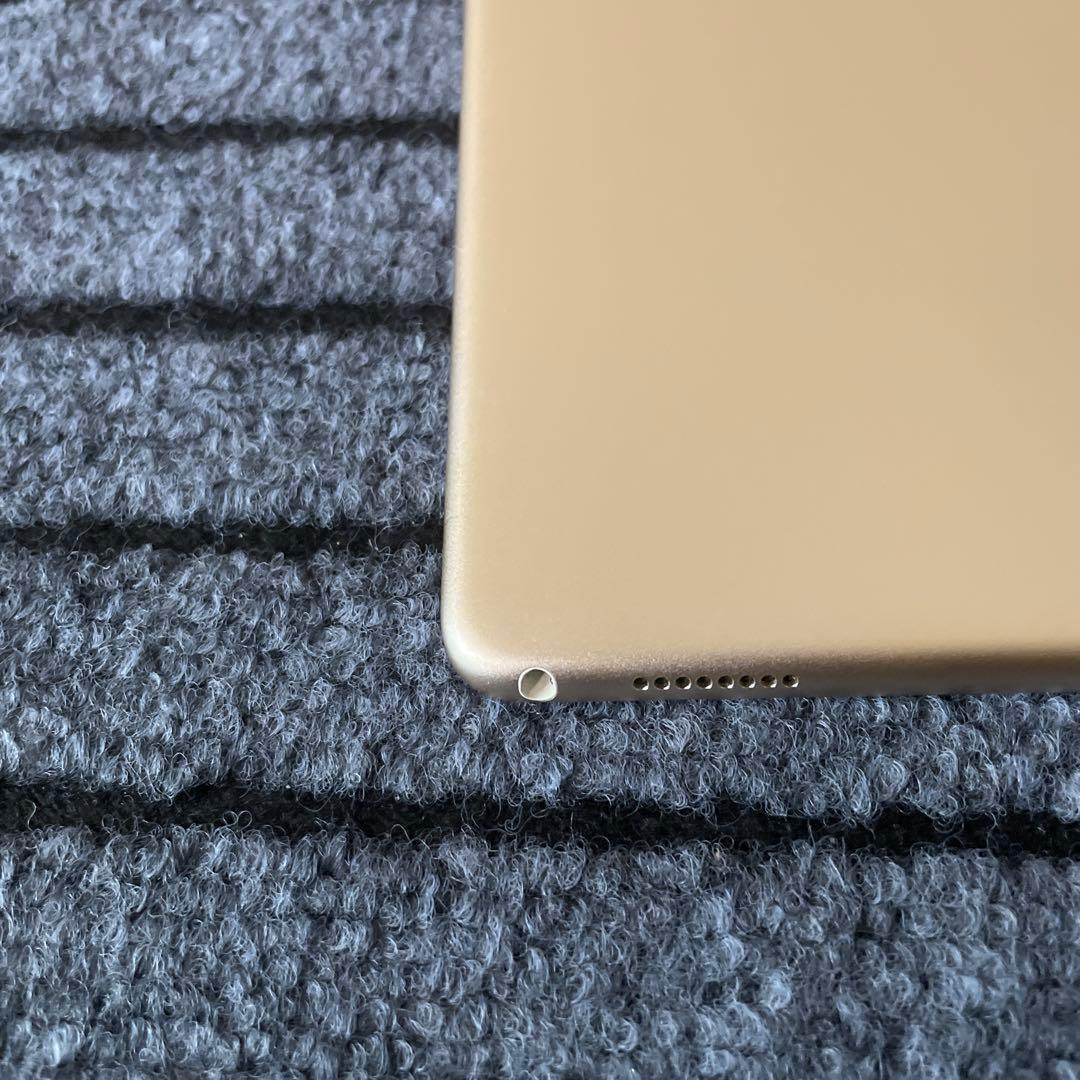 36 iPad Pro 10.5 64GB Wi-Fi ゴールド