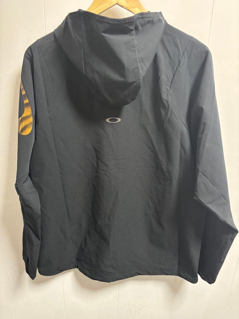 i*s様 【新品】オークリー ENHANCE TECH DRYSHELLジャケッ