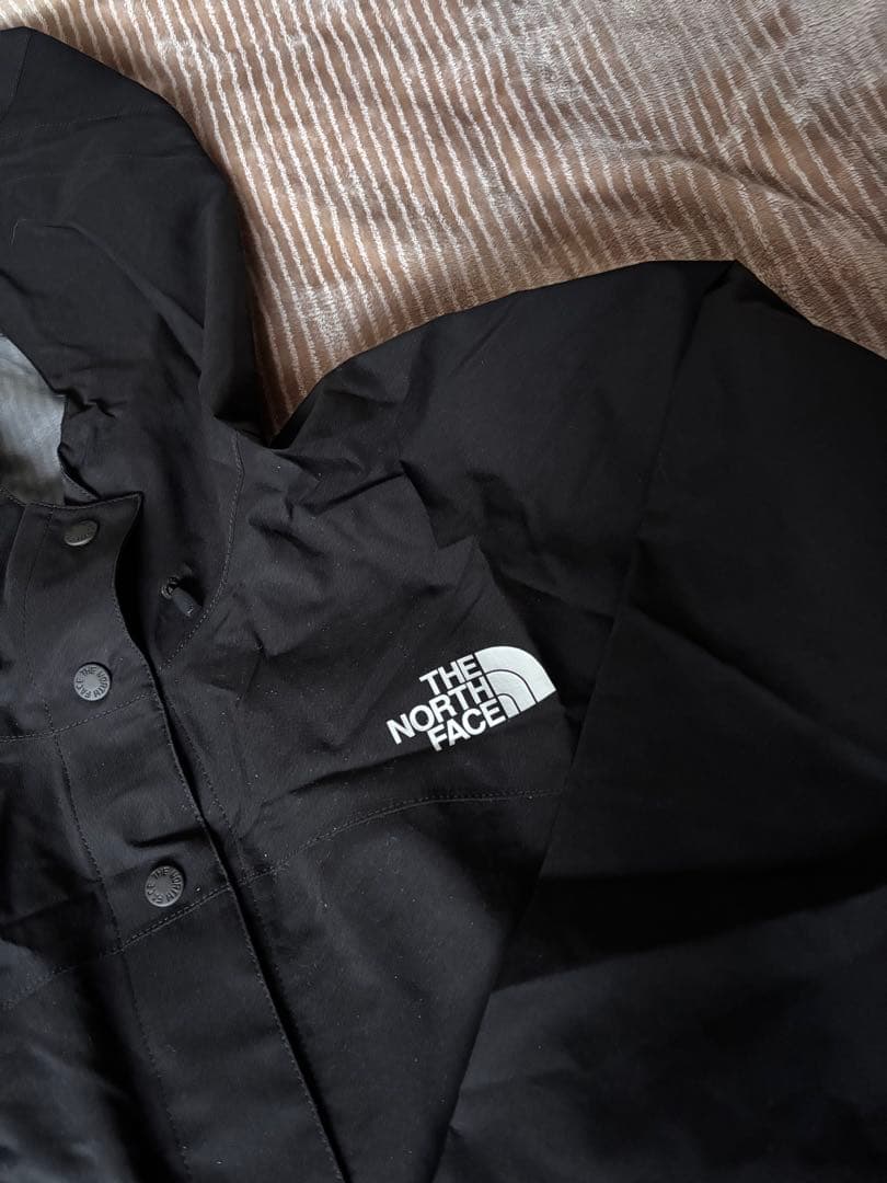 週末特別価格 THE NORTH FACE ブリーズライトニングコート Lサイズ