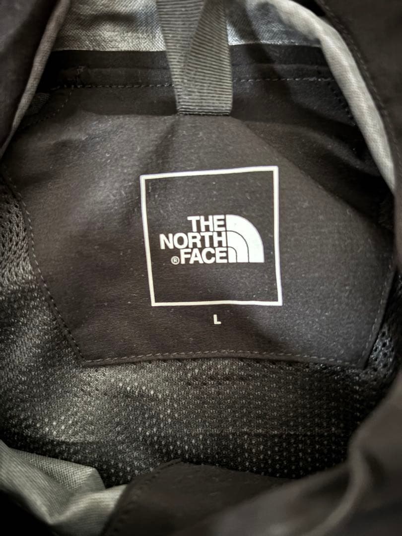 週末特別価格 THE NORTH FACE ブリーズライトニングコート Lサイズ