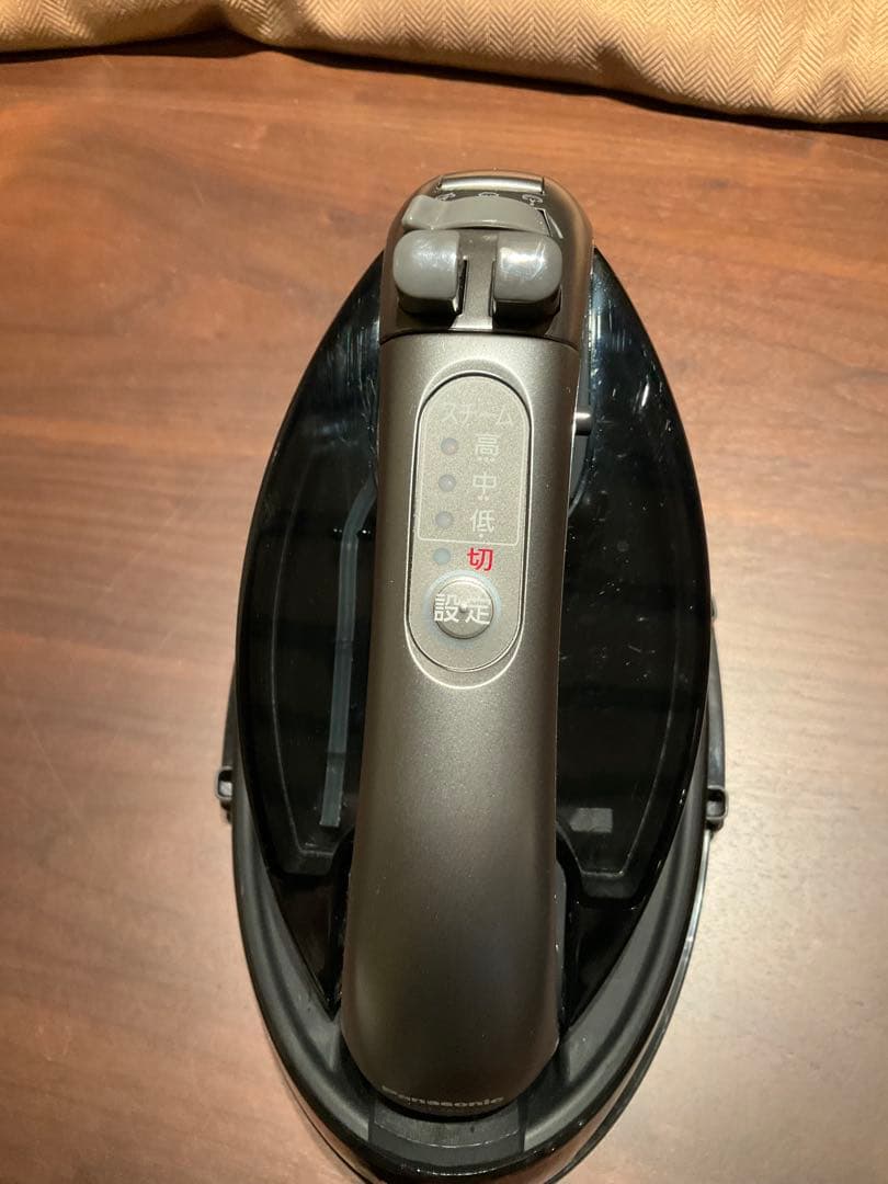 Panasonic パナソニック アイロン カルル NI-WL706