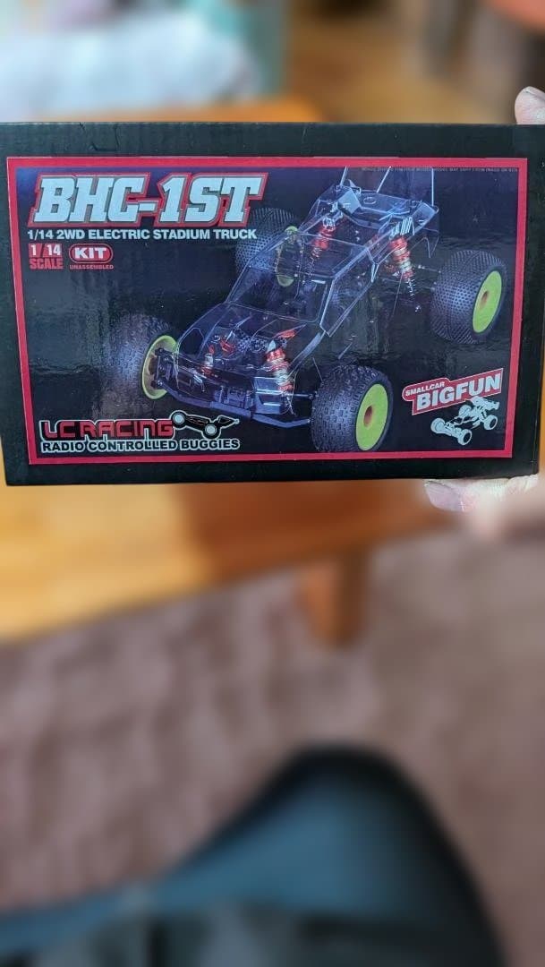 LC Racing BHC-1ST 1/14 2WD電動スタジアムトラックキット
