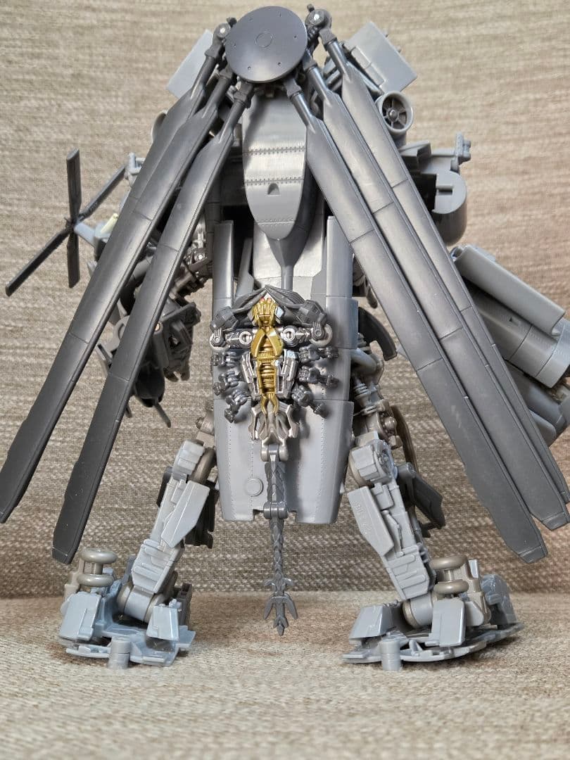 【開封品】 SS-08 ブラックアウト トランスフォーマー スタジオシリーズ