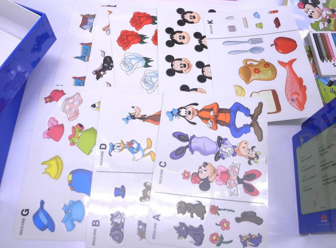 ディズニー英語システム　DVD.本.宝箱.アクティビティボックス