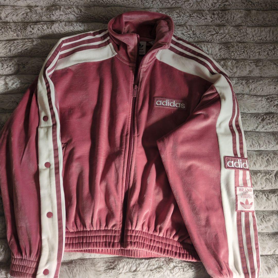 adidas W ADIBREAK VELOUR TT　ピンク　トップスのみ
