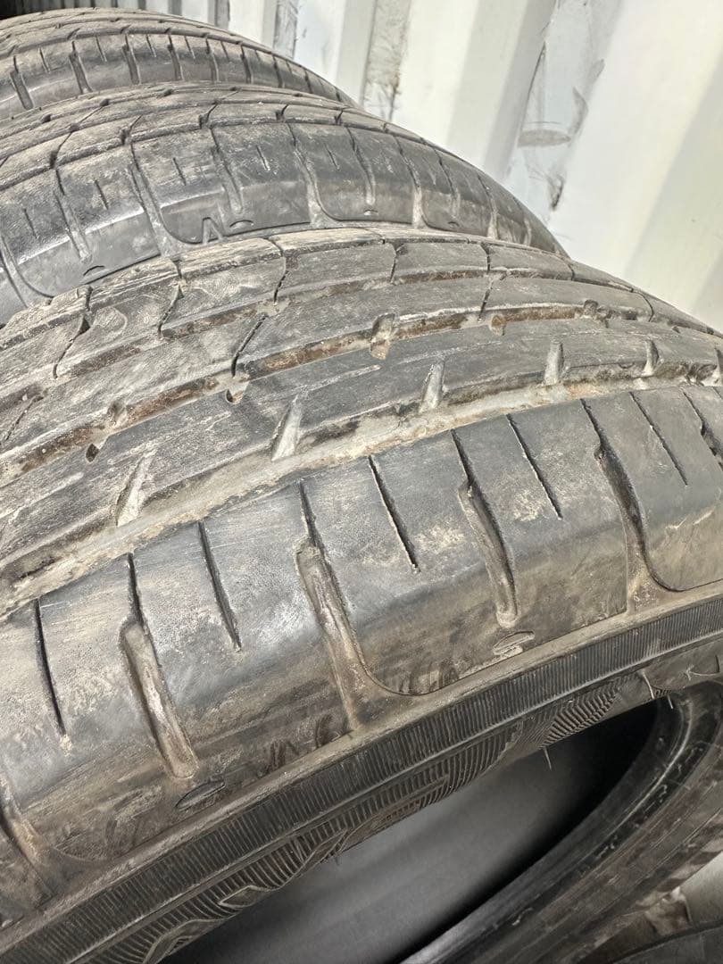 ダンロップDUNLOP ENASAVE RV504 205/65R15 4本