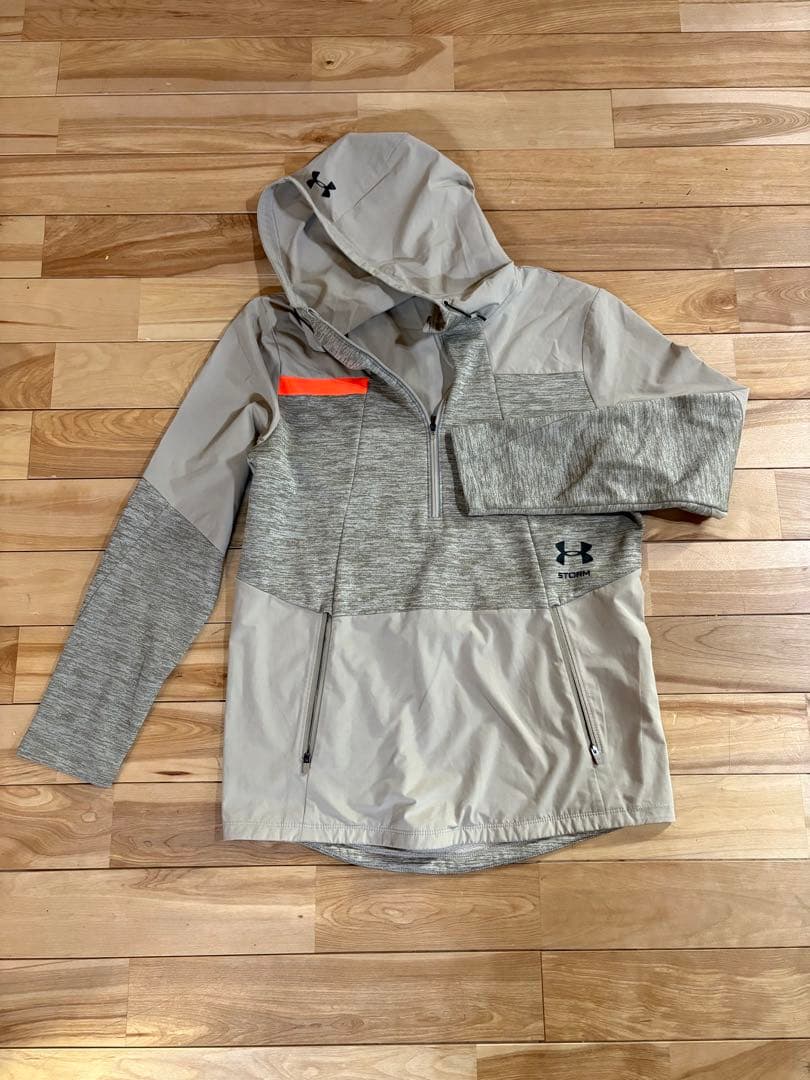 Under Armour フード付きジャケットとパンツセット XL
