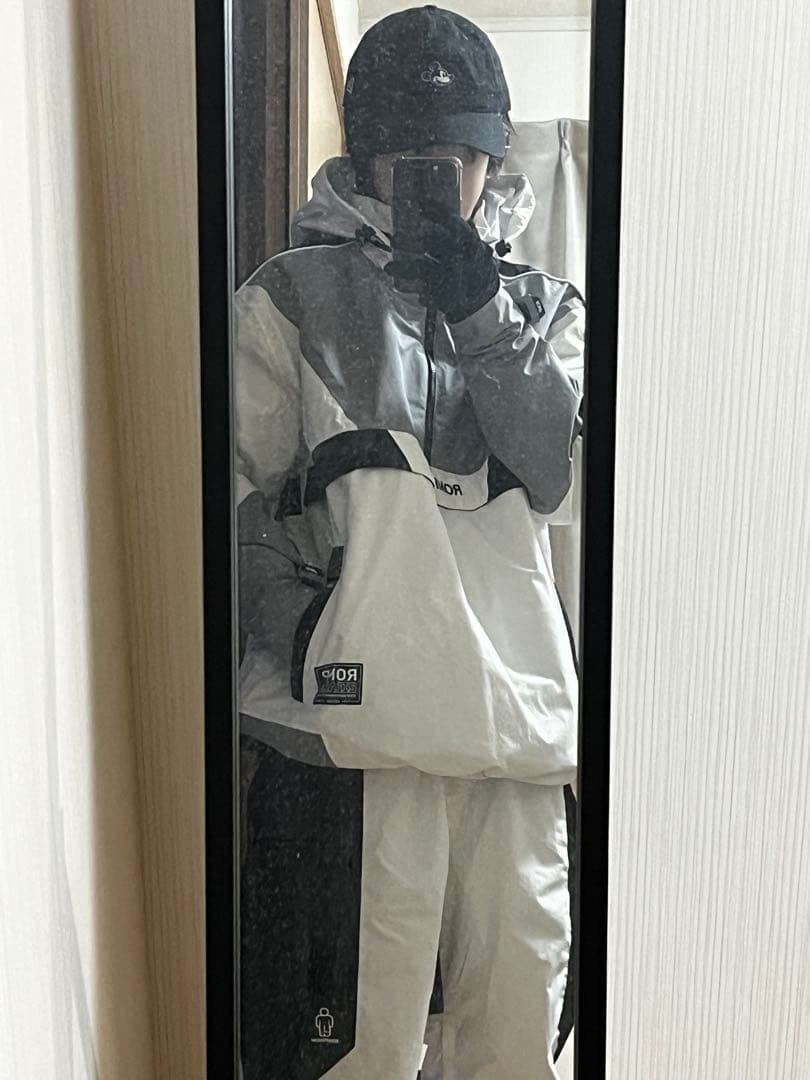 rompスノーボードウェアセット売り