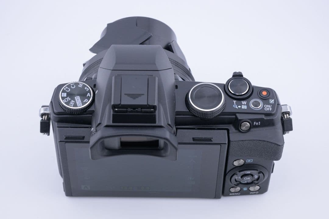 デジタルカメラ OLYMPUS STYLUS 1S