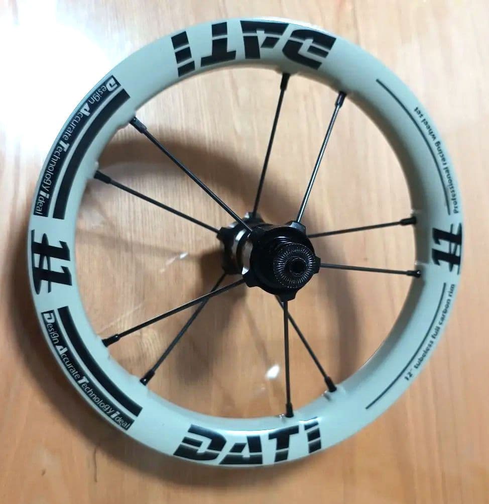 DATI S11カーボンホイール グレー