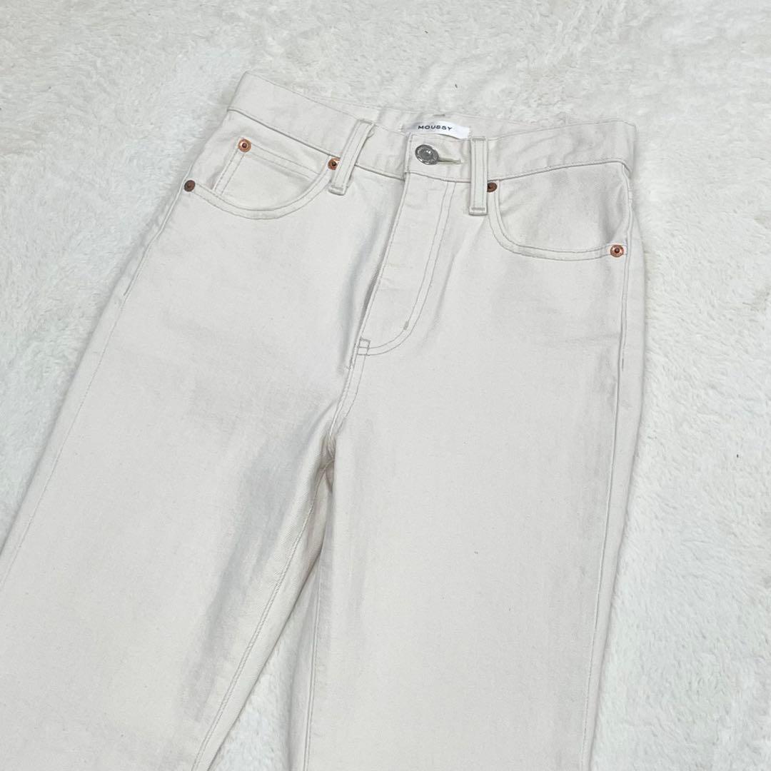 極美品　MOUSSY MVS WHT FLARE W25 マウジー　フレア