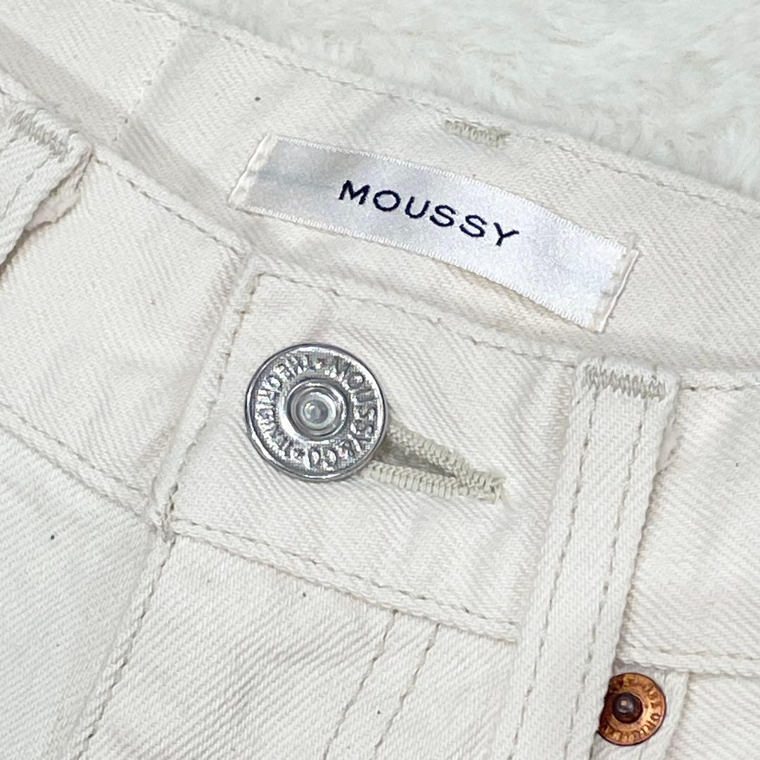 極美品　MOUSSY MVS WHT FLARE W25 マウジー　フレア