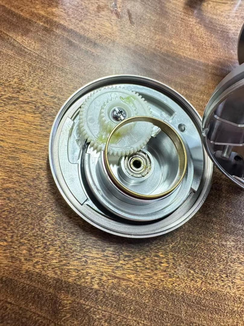 ダイワ ミリオネア CV-X300 未使用品 保管品 箱付き（外箱ダメージあり）