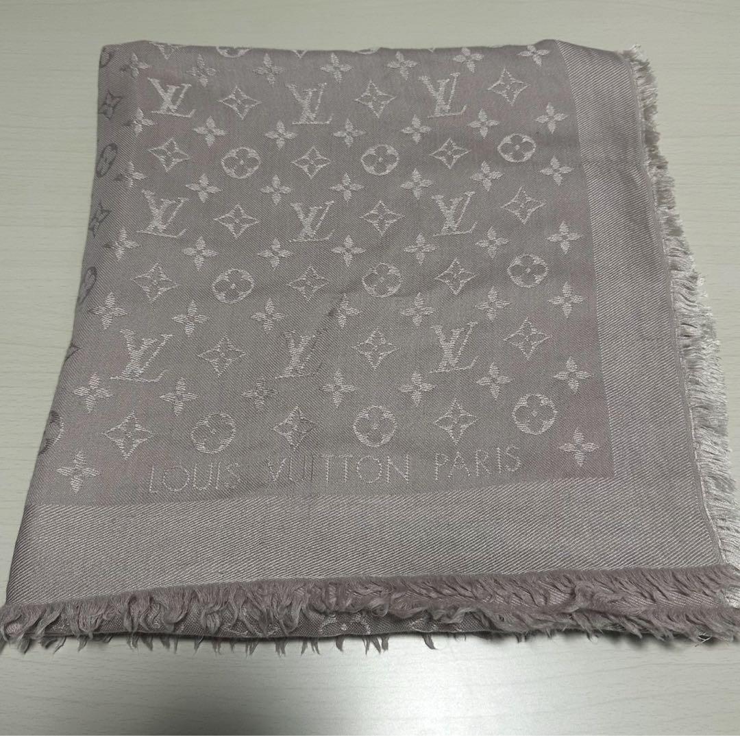 LOUIS VUITTON 薄いグレー　ストール