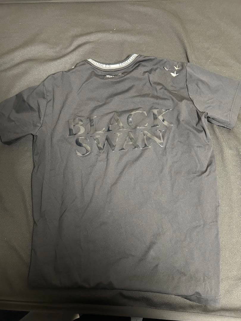 1PIU1UGUALE3 Tシャツ VIサイズ