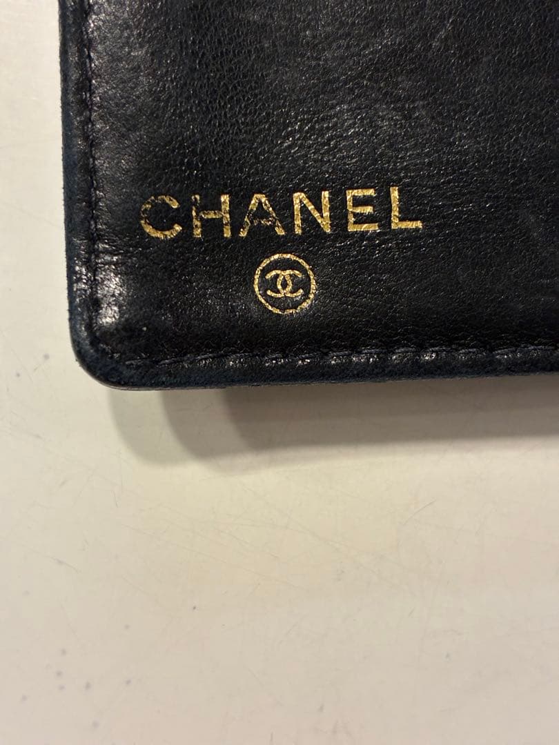 B*-様 CHANEL シャネル　【良品】 ブラックレザー 二つ折り財布